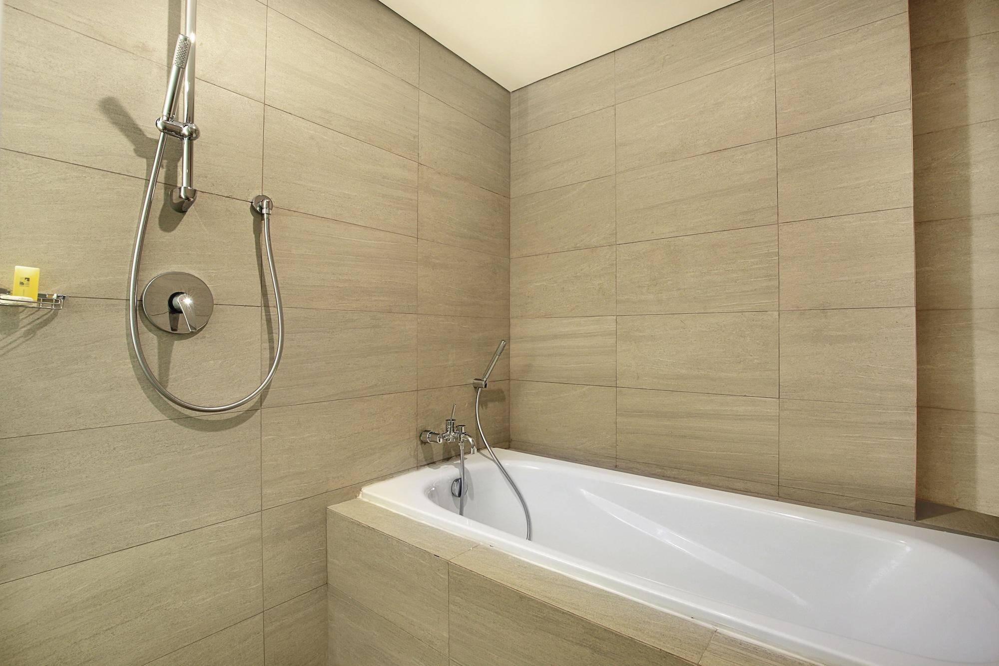 Swiss-Belinn Simatupang Jakarta Eksteriør billede