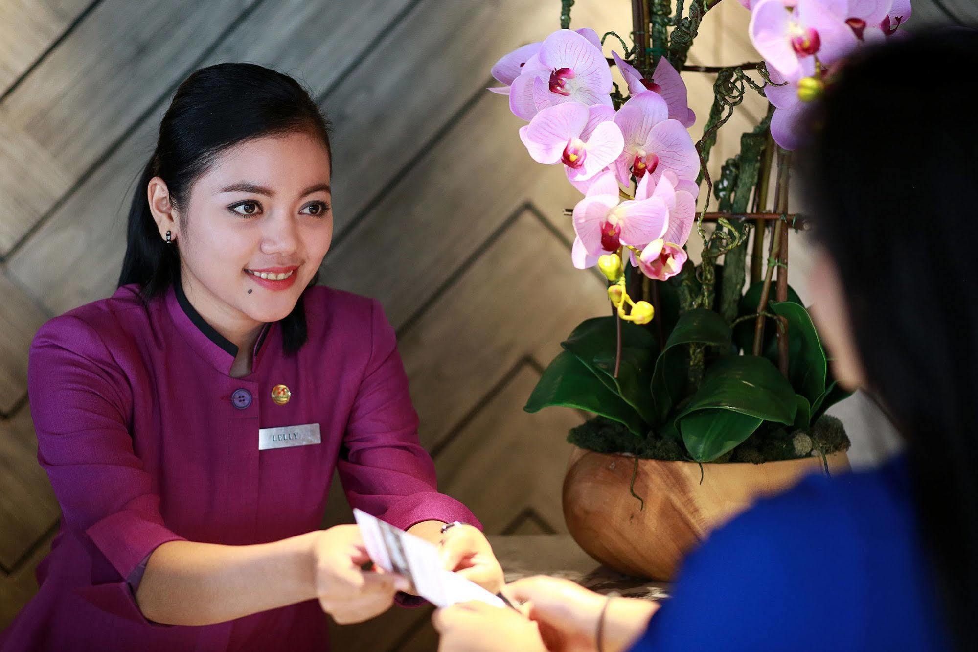 Swiss-Belinn Simatupang Jakarta Eksteriør billede